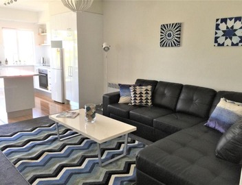 View Street Apartment Car park 650m to shops 4