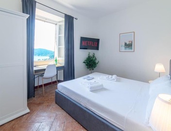 Villa lake view + jacuzzi + garden+ gym, Cernobbio 3