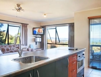 Villa Pacifica Apartment 1-Free car/transfers 4