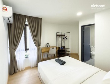 Villa Putra Condo PWTC by Airhost 5