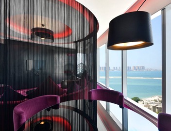 W Doha 4