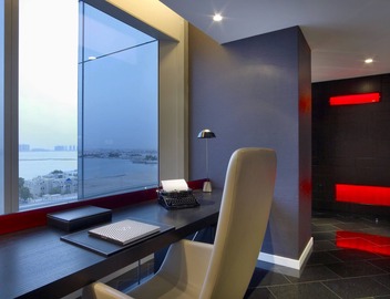 W Doha 5