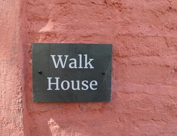 Walk House 2
