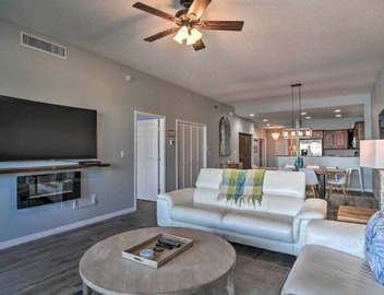 Walk to Beach (8 min), Balcony, Dolphin Watching, Heated Pool, Hot Tub, Close to Attractions, Pool Table 5