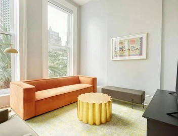 Walk to Bourbon St, Riverfront Park, French Qtr | Canal St Stay | The Harlequin 5