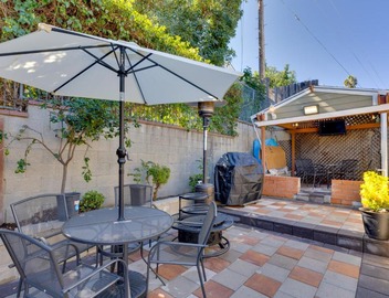 Walk to Main St! Pet-Friendly Alhambra Studio 5