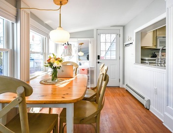 Walk to the Beach from this charming 1 bedroom cottage in Camp Ellis! 5