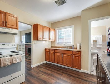 Walkable Phoenix 2-Unit Hub Near Chase Field! 4