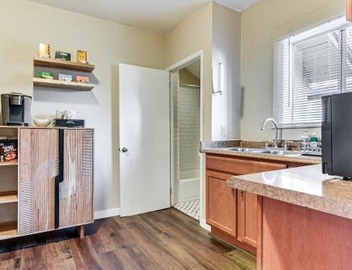Walkable Phoenix 2-Unit Hub Near Chase Field! 2