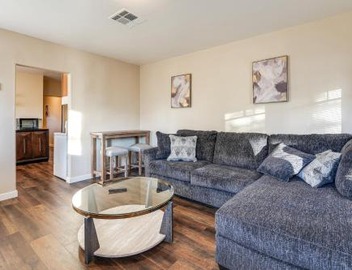 Walkable Phoenix 2-Unit Hub Near Chase Field! 4