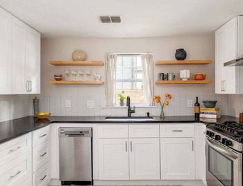 Walkable, Prime E. Austin Location - Casa Cherico 3