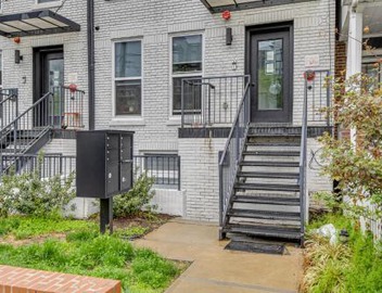 Walkable Washington Apt in Charming Petworth 3