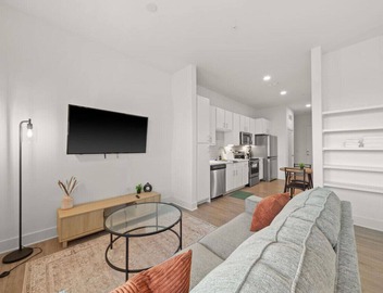 Warm, inviting studio | Location! | Free Parking! 3