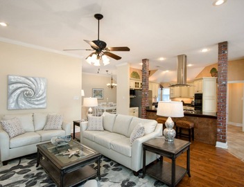 Waterfront 5BR Retreat 114 Near the French Quarter & New Orleans w/Boat Dock 5