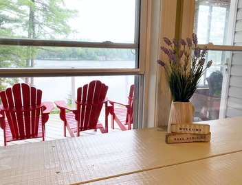 WATERFRONT COTTAGE in Muskoka 3
