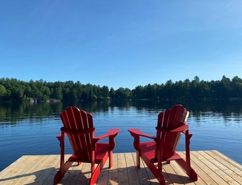 WATERFRONT COTTAGE in Muskoka 4