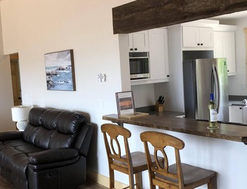 Waterfront Cottage 4