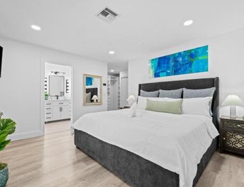 Waterfront Villa 4