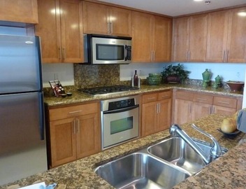 WEST OCEAN TOWERS Long Bch Condo 2Bed/2BA/Sunny/Balcony/Pool/Gym/BEST BUILDING! 3