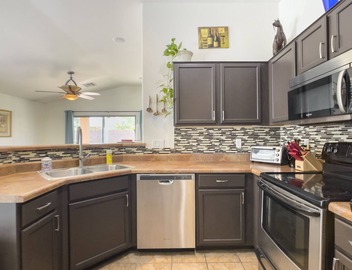 Western vibe 3 BR home with heated pool and sauna 2