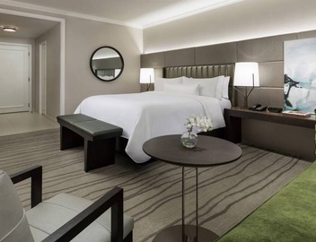 Westin New Orleans | Traditional King Room | Walk to Bourbon Street 2