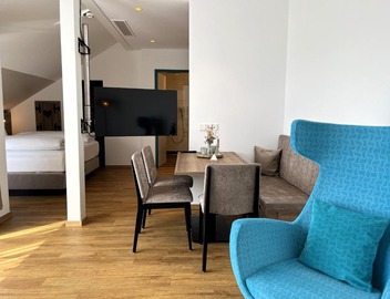 WESTSIDE Hotel 3