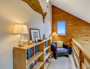 WH1019- Oceanfront Oasis! Featuring 3 BRs, Wifi, Ocean Views and Hot Tub! 4