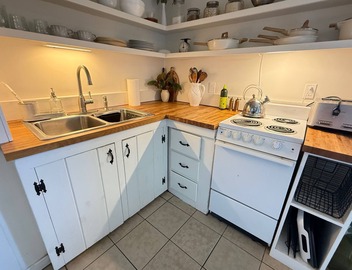 Willard Beach–Apartment Near Portland & Parks 5