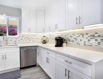 WLA,-FIFA-12Miles! 3 Bedroom & 2 baths-Furnished-10923 Ayres Ave-90064-Monthly 2