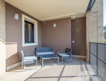 WolvesDenSuite con terrazzi e garage gratuito 2