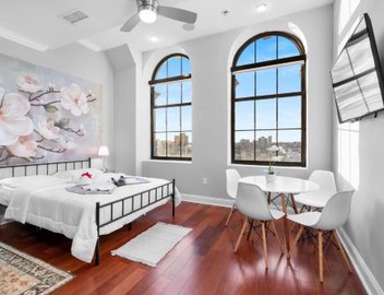 XL Studio - Metro Studio, Chic Stay 2