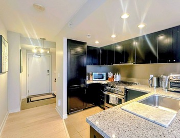 Yaletown 2BR/2BA luxury apartment in downtown Vancouver - next to MAJOR INTERNATIONAL SPORTING EVENT games 2