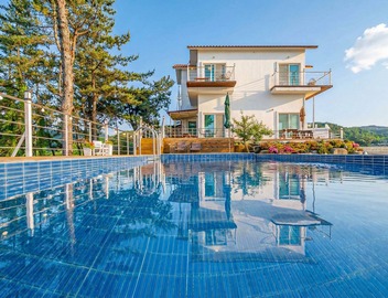Yeosu Sky Pension 4