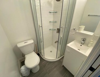Yonge and Finch Subway !P Cozy & Quiet Private Bdr with Private Bathroom 5