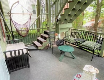 Your cozy home away from home, close to subway and downtown Boston 3