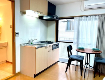 新宿一站5分钟-304-餐馆购物街-安静品质公寓-直达皇居秋叶原 5
