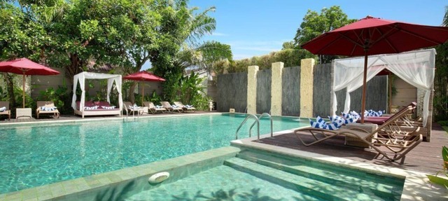 1 BR Suite Villa with a private pool, FREE return airport transfers