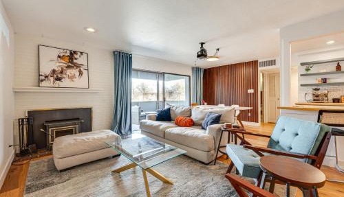 1 Mi to CU Boulder! Walkable Condo w/Indoor Pool