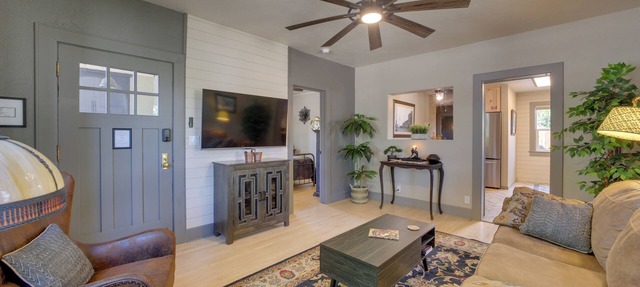 < 1 Mi to Dtwn: Home w/Deck in Clarkdale!