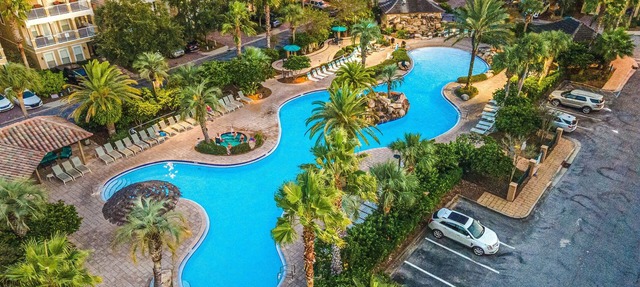 10-Min Walk to Beach | Heated Pool ,BBQ & Trolley