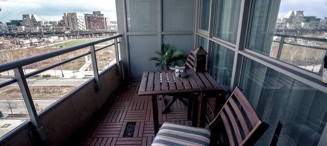 1200+sqft Luxury Corner Suite