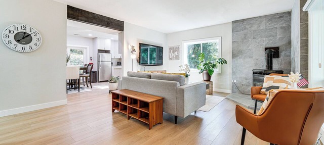 13 Mi to Lumen Field & Dtwn Seattle! Cozy Retreat