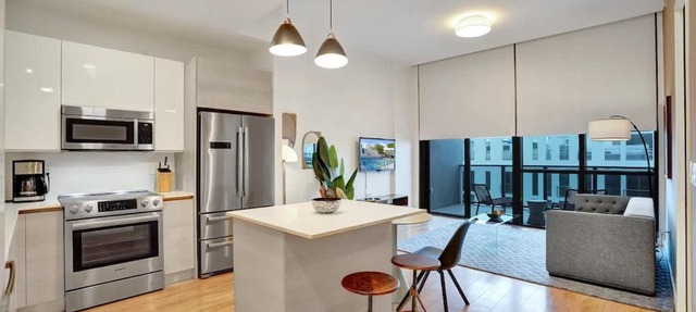 17WEST 1BR Apartment with Balcony 504
