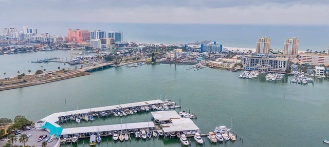 2 bed one bath/furnished, laundry on site carport pool boat docks in clearwater