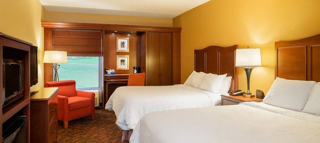 2 Charming Rooms Near Dickinson College – Perfect for Relaxation and Exploration