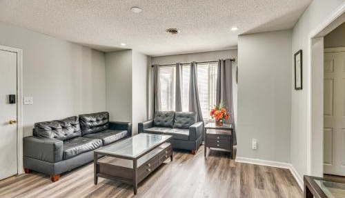 2 Mi to Waterfront: Walkable Fall River Apartment!