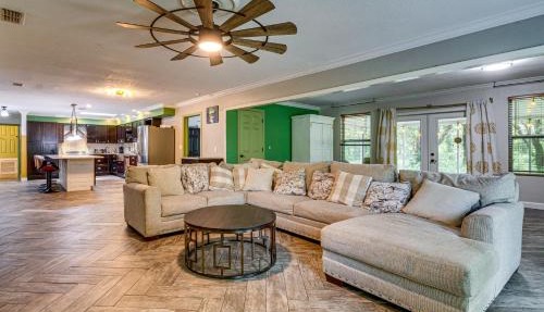 20 Mi to Universal Studios! Secluded 5-Acre Escape