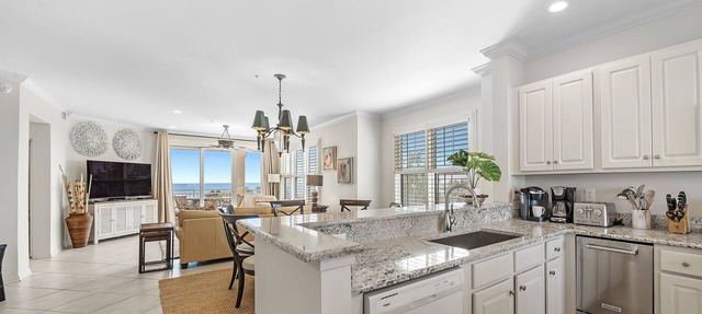 206W ~ 3BR/3BR corner condo with a Gulf Front view