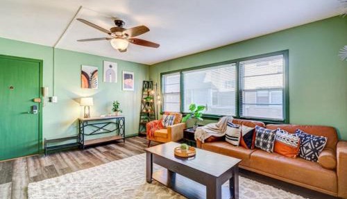 2BR Near OHare Oak Park Coffee Nook