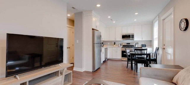 3 Bed 2 Bath Tourist House near Kendall Square